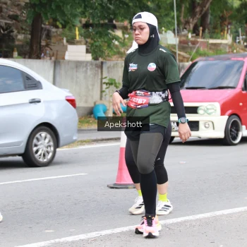 Runner Photo 3915788