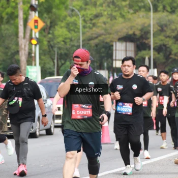 Runner Photo 3915796