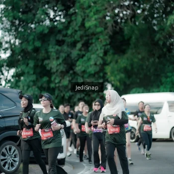 Runner Photo 3915823
