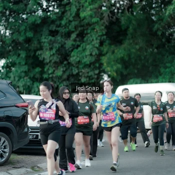 Runner Photo 3915842