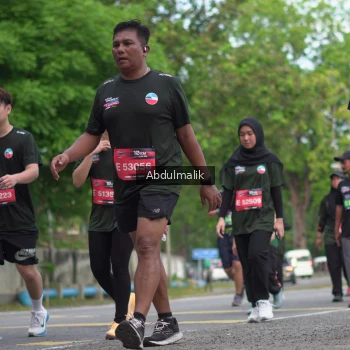 Runner Photo 3915876