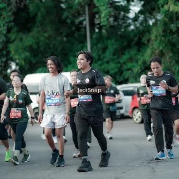 Runner Photo 3915936