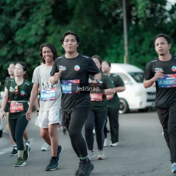 Runner Photo 3915952