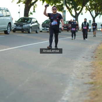 Runner Photo 3915955