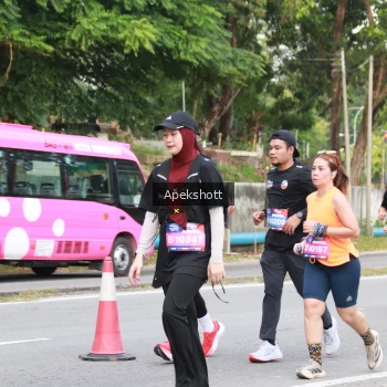 Runner Photo 3915975