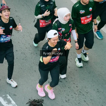 Runner Photo 3915994