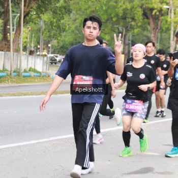 Runner Photo 3916054