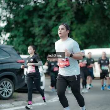 Runner Photo 3916065
