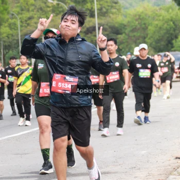 Runner Photo 3916116