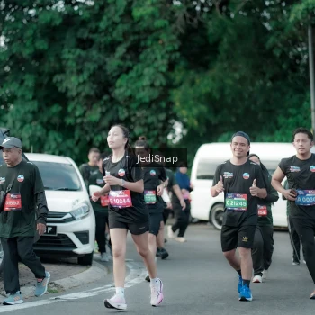 Runner Photo 3916170