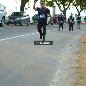 Runner Photo 3916175