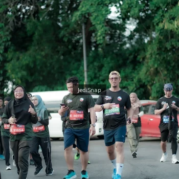 Runner Photo 3916190