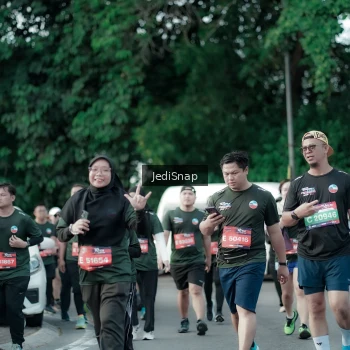 Runner Photo 3916216