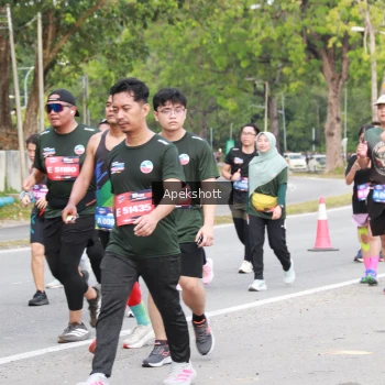 Runner Photo 3916243