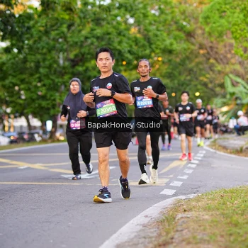 Runner Photo 3916282
