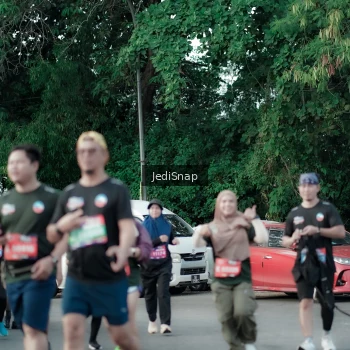 Runner Photo 3916287