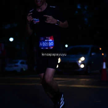 Runner Photo 3916307