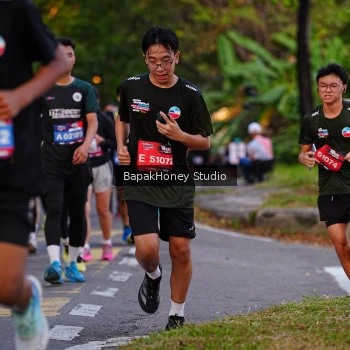 Runner Photo 3916439