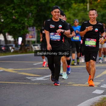 Runner Photo 3916465