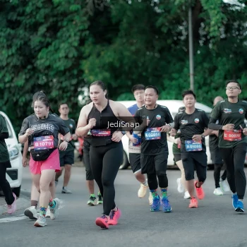 Runner Photo 3916503