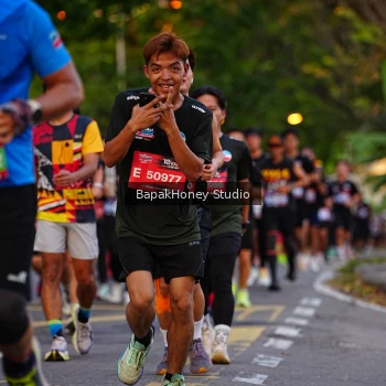 Runner Photo 3916506