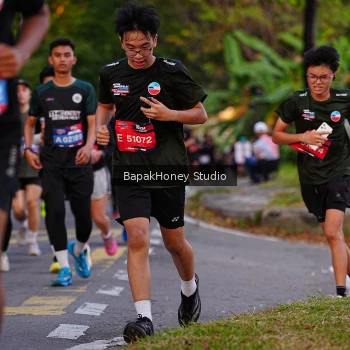 Runner Photo 3916513