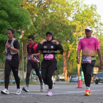 Runner Photo 3916545