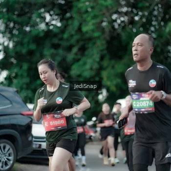 Runner Photo 3916553
