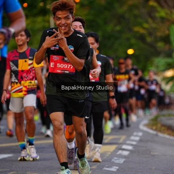 Runner Photo 3916561