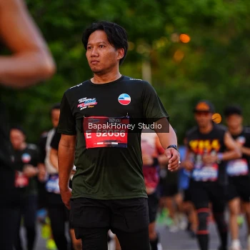 Runner Photo 3916595