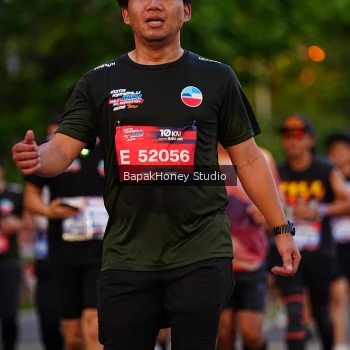 Runner Photo 3916596