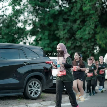 Runner Photo 3916597