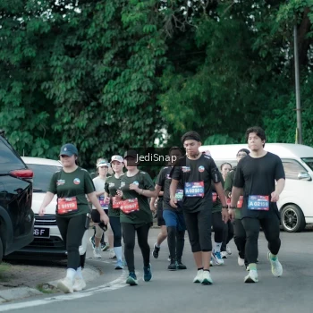Runner Photo 3916626