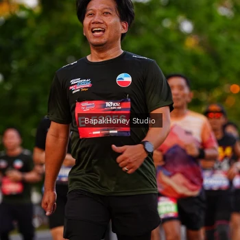 Runner Photo 3916629