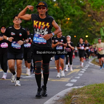 Runner Photo 3916656
