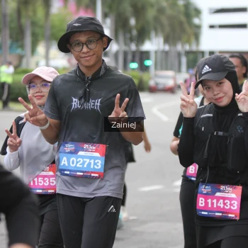 Runner Photo 3916665