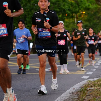 Runner Photo 3916666