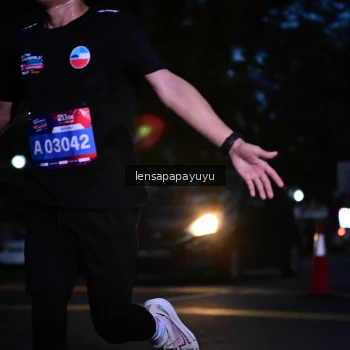 Runner Photo 3916675