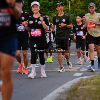 Runner Photo 3916677