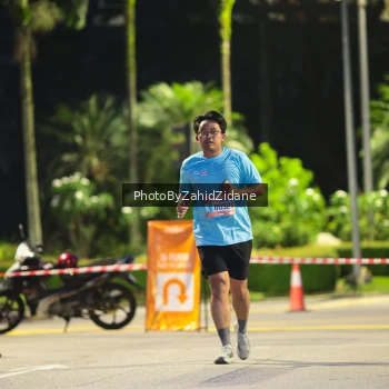 Runner Photo 3916694
