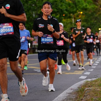 Runner Photo 3916695