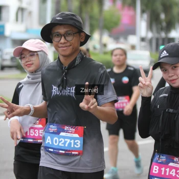 Runner Photo 3916709