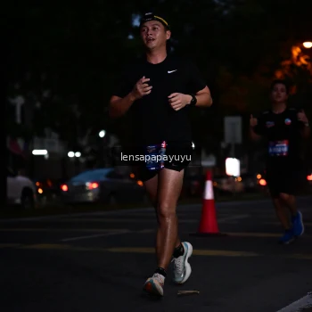 Runner Photo 3916722