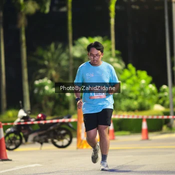 Runner Photo 3916743