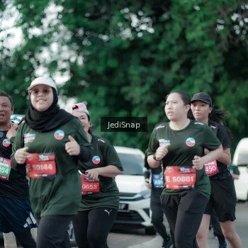Runner Photo 3916746
