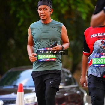 Runner Photo 3916772