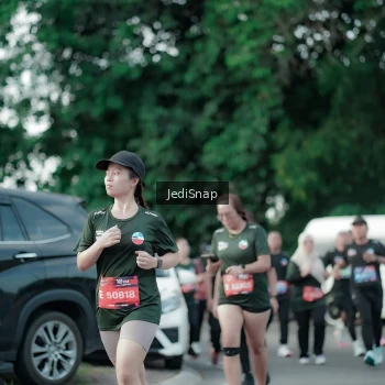 Runner Photo 3916783