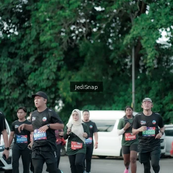 Runner Photo 3916794