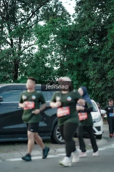 Runner Photo 3916799