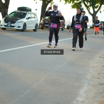 Runner Photo 3916850